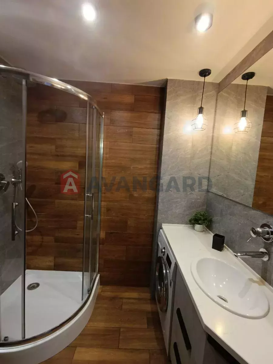 3 . , 58/-/7 . ., 5/5   14