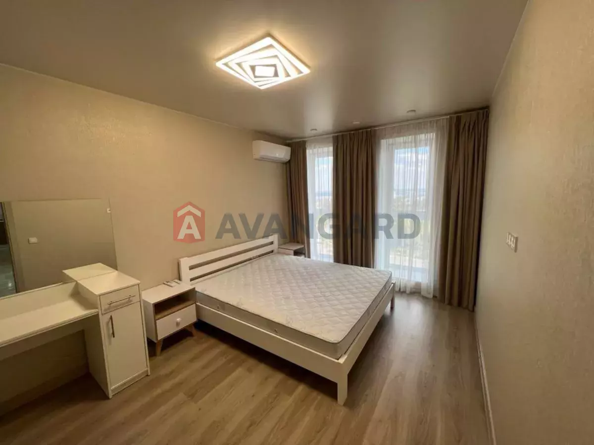 2 ��. ��������, 70/-/35 ��. �., 3/10 ������ ���� 6