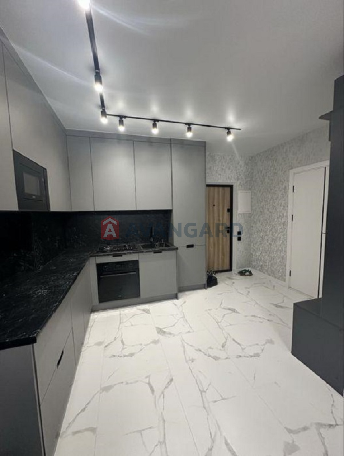 1 ��. ��������, 46/-/28 ��. �., 2/5 ������ ���� 8