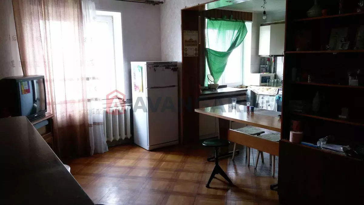 3 ����. ��������, 70/-/15 ��. �., 12/12 ���� ���� 2