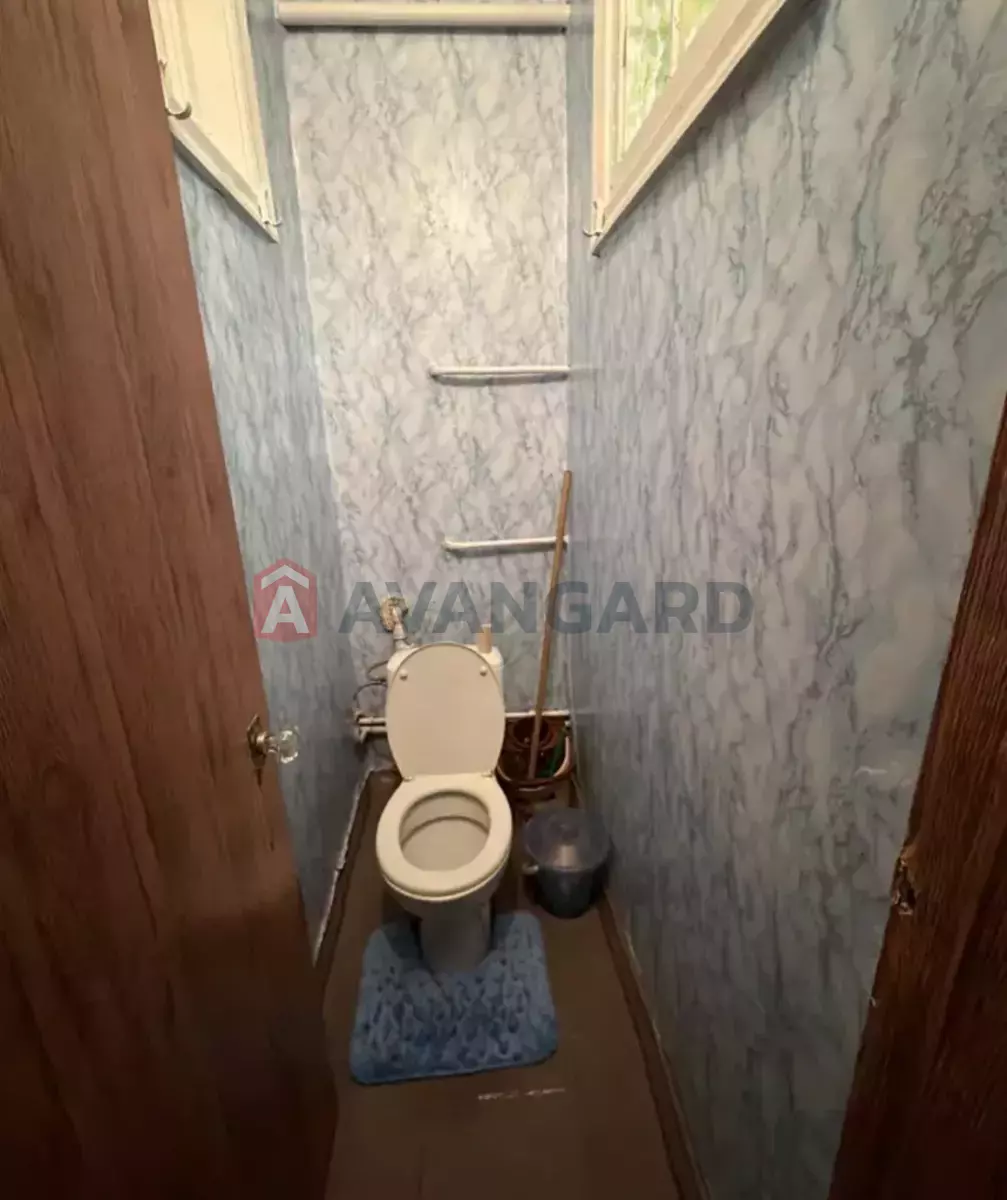 2 ��. ��������, 50/-/- ��. �., 1/4 ������ ���� 6