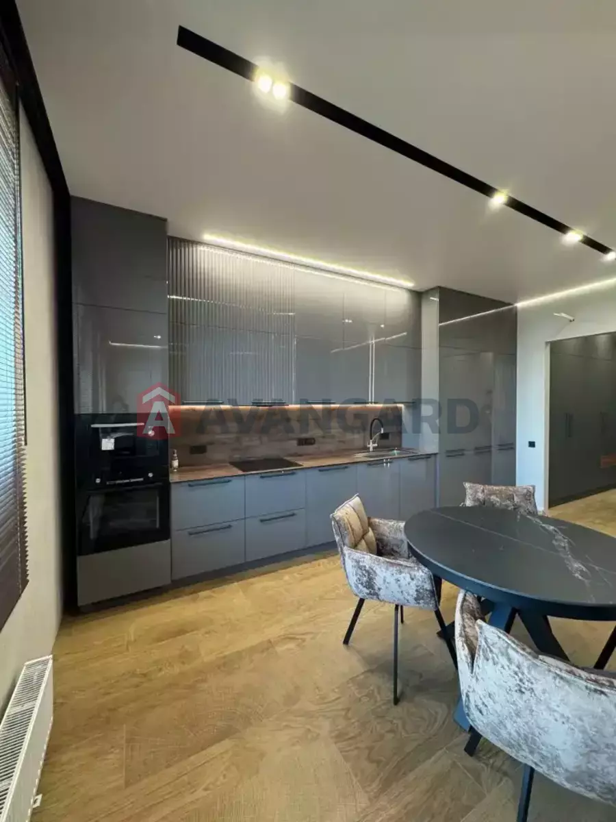 3 ����. ��������, 90/30/18 ��. �., 18/19 ���� ���� 2