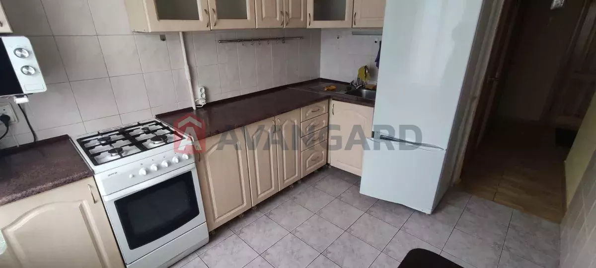 2 ��. ��������, 50/-/7 ��. �., 7/9 ������ ���� 15