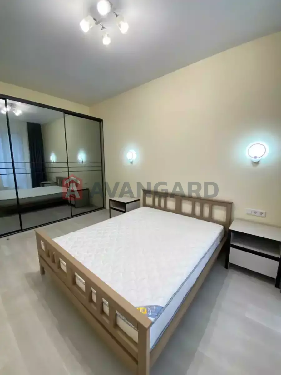 2 ��. ��������, 57/-/- ��. �., 8/12 ������ ���� 10