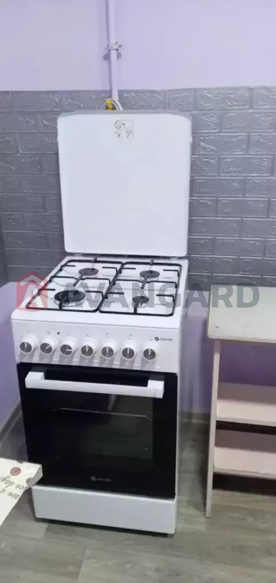 1 ��. ��������, 12/-/2 ��. �., 3/3 ������ ���� 10