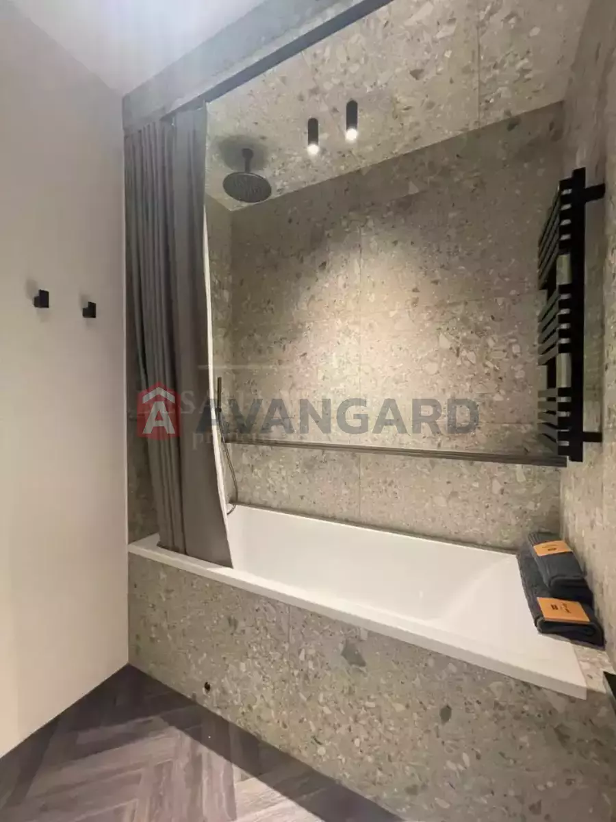 3 ��. ��������, 70/-/- ��. �., 7/12 ������ ���� 22