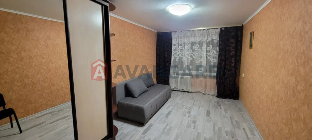 2 ����. ��������, 50/-/7 ��. �., 3/9 ���� ���� 1