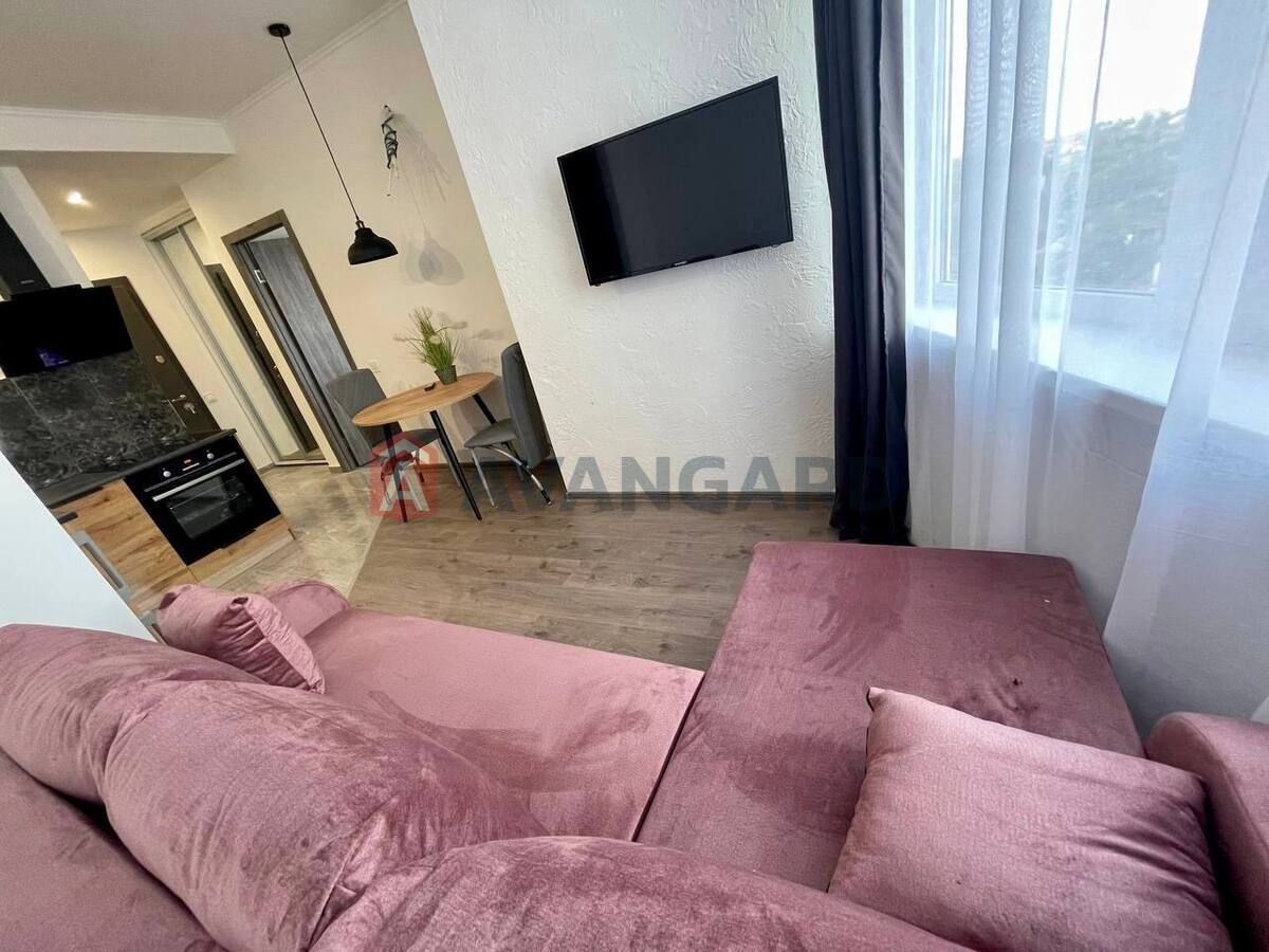 2 ��. ��������, 44/-/- ��. �., 9/10 ������ ���� 10