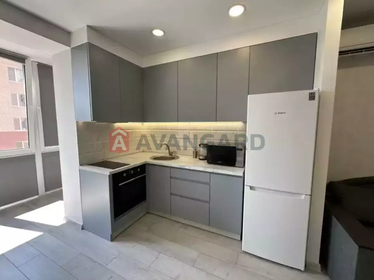 2 ��. ��������, 50/-/15 ��. �., 6/10 ������ ���� 2