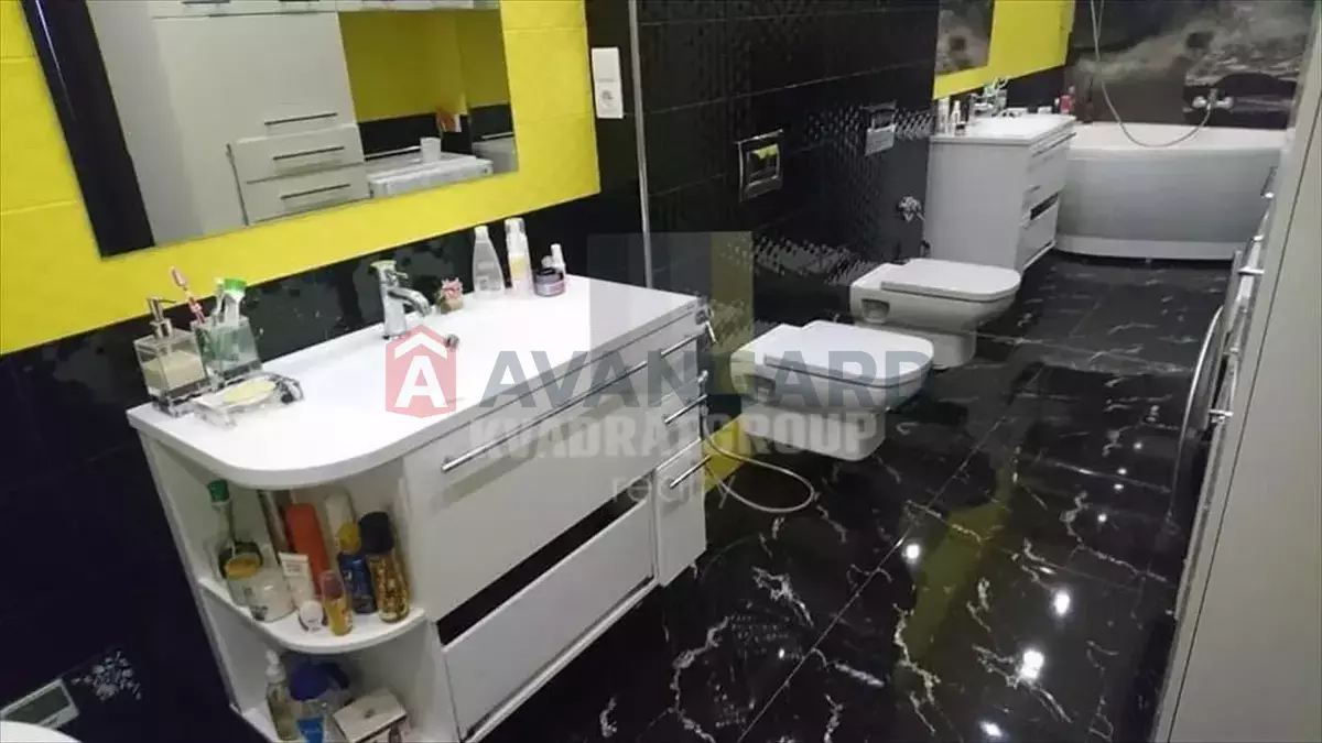 2 ��. ��������, 70/-/- ��. �., 16/17 ������ ���� 5