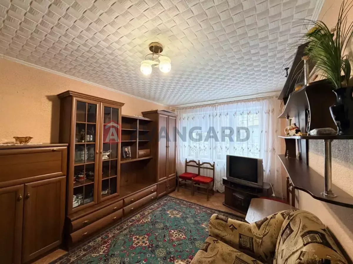 1 ����. ��������, 29/-/4 ��. �., 1/5 ���� ���� 4