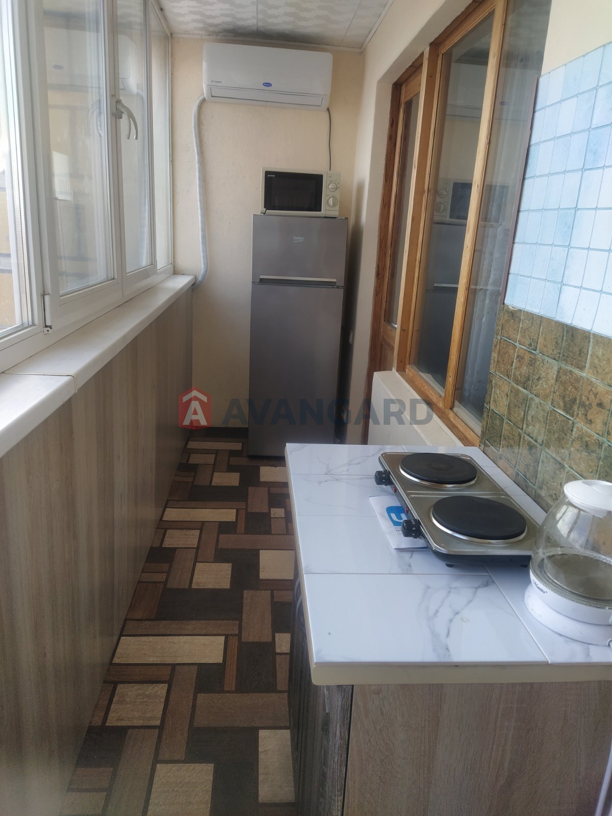 1 ��. ��������, 40/20/7 ��. �., 4/12 ������ ���� 4