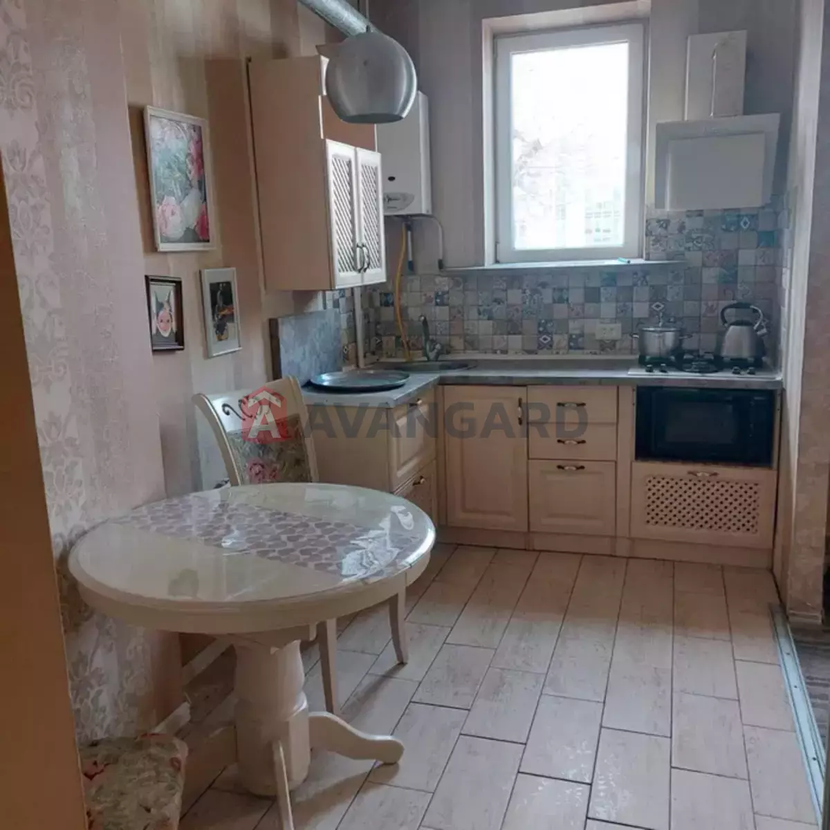 2 ����. ��������, 52/-/10 ��. �., 5/5 ���� ���� 1