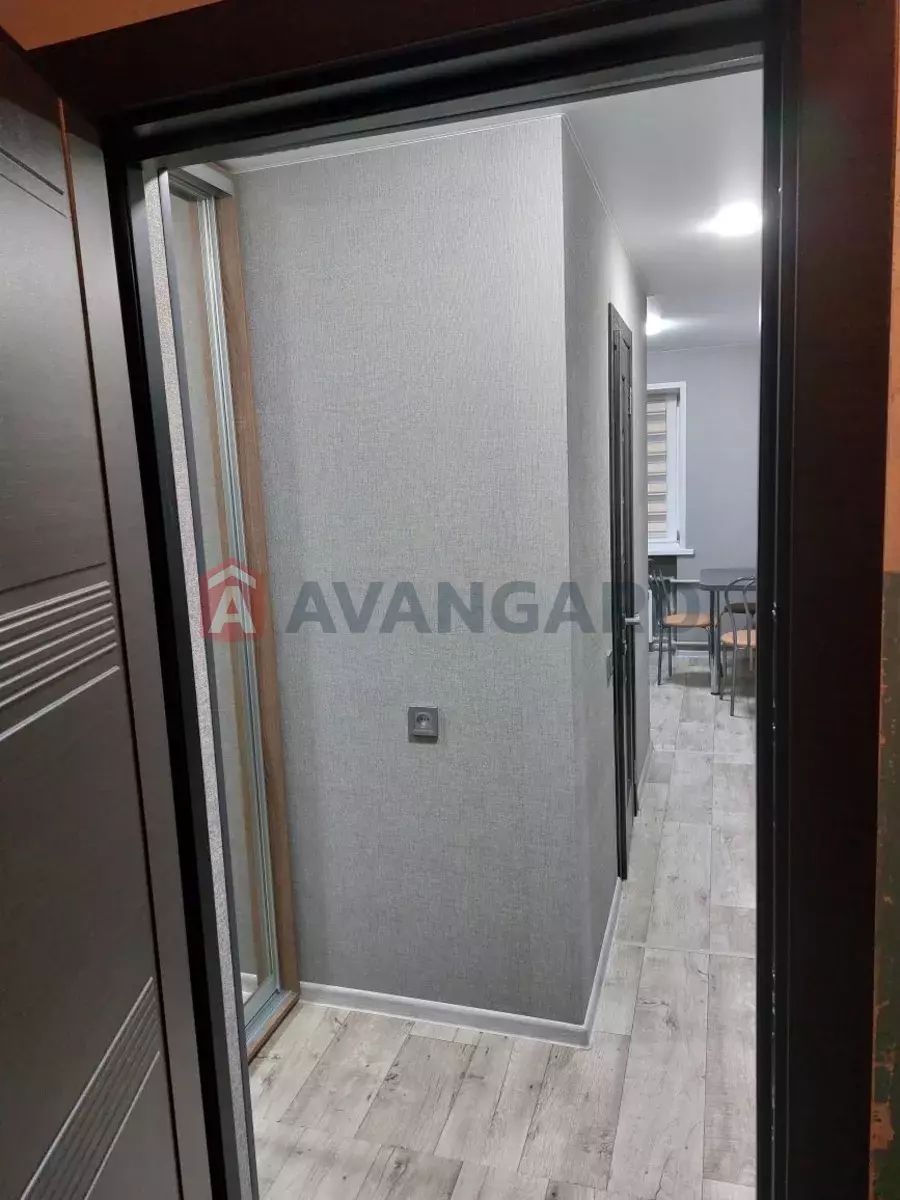 1 ����. ��������, 35/-/7 ��. �., 8/9 ���� ���� 8