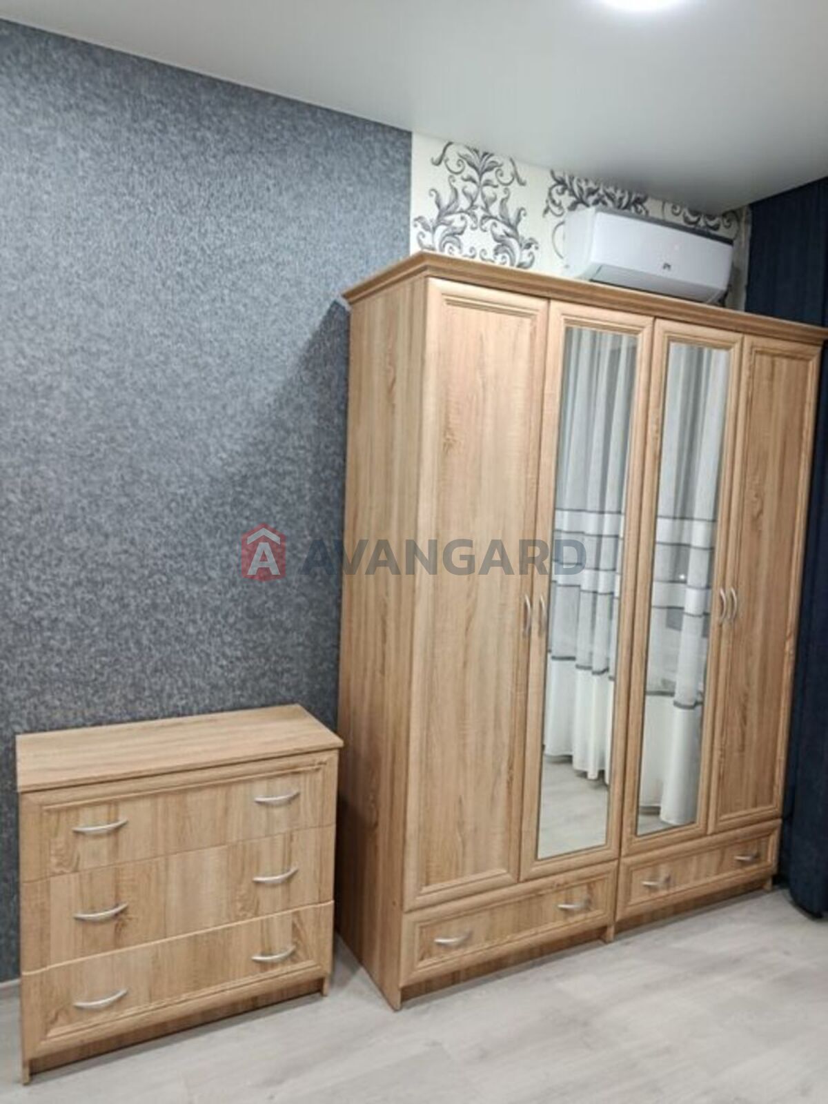 1 ����. ��������, 37/-/12 ��. �., 7/11 ���� ���� 3