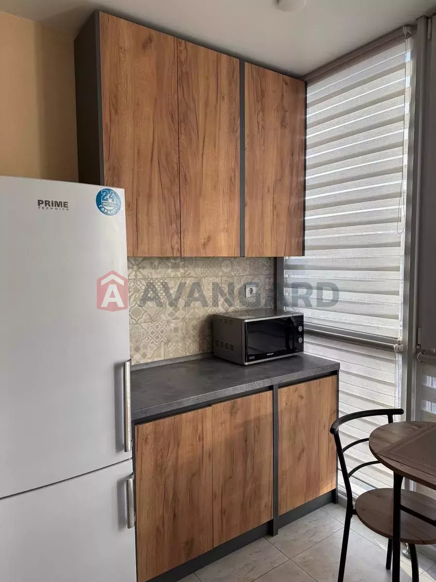 1 ��. ��������, 29/-/12 ��. �., 14/16 ������ ���� 16