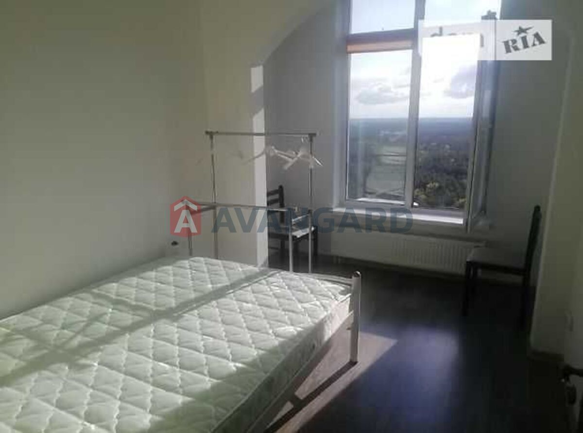 2 ��. ��������, 52/-/15 ��. �., 26/26 ������ ���� 13