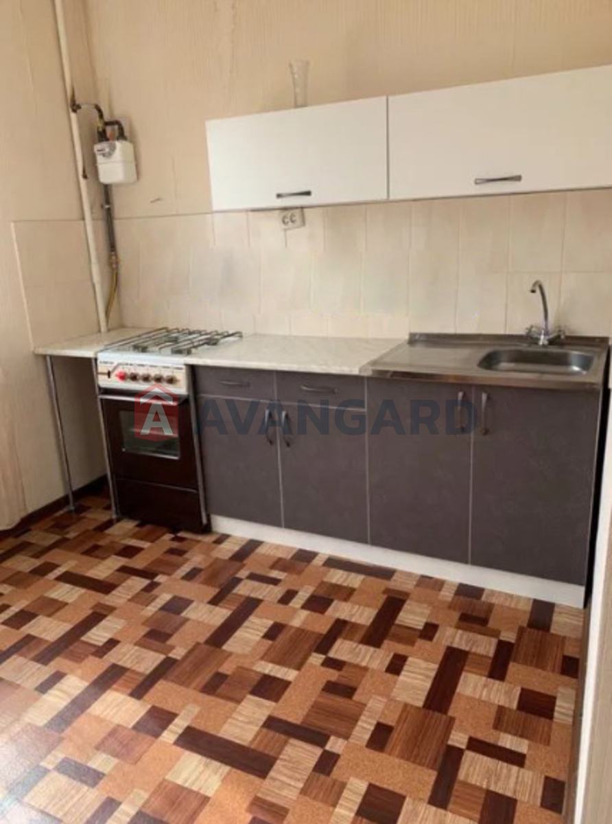 1 ��. ��������, 39/20/10 ��. �., 3/10 ������ ���� 2