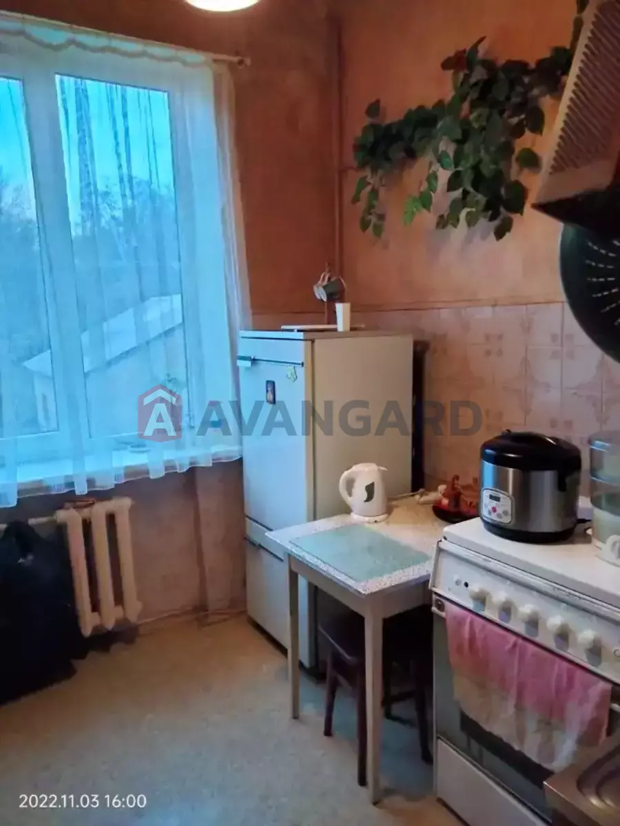 1 ��. ��������, 80/-/8 ��. �., 2/3 ������ ���� 5