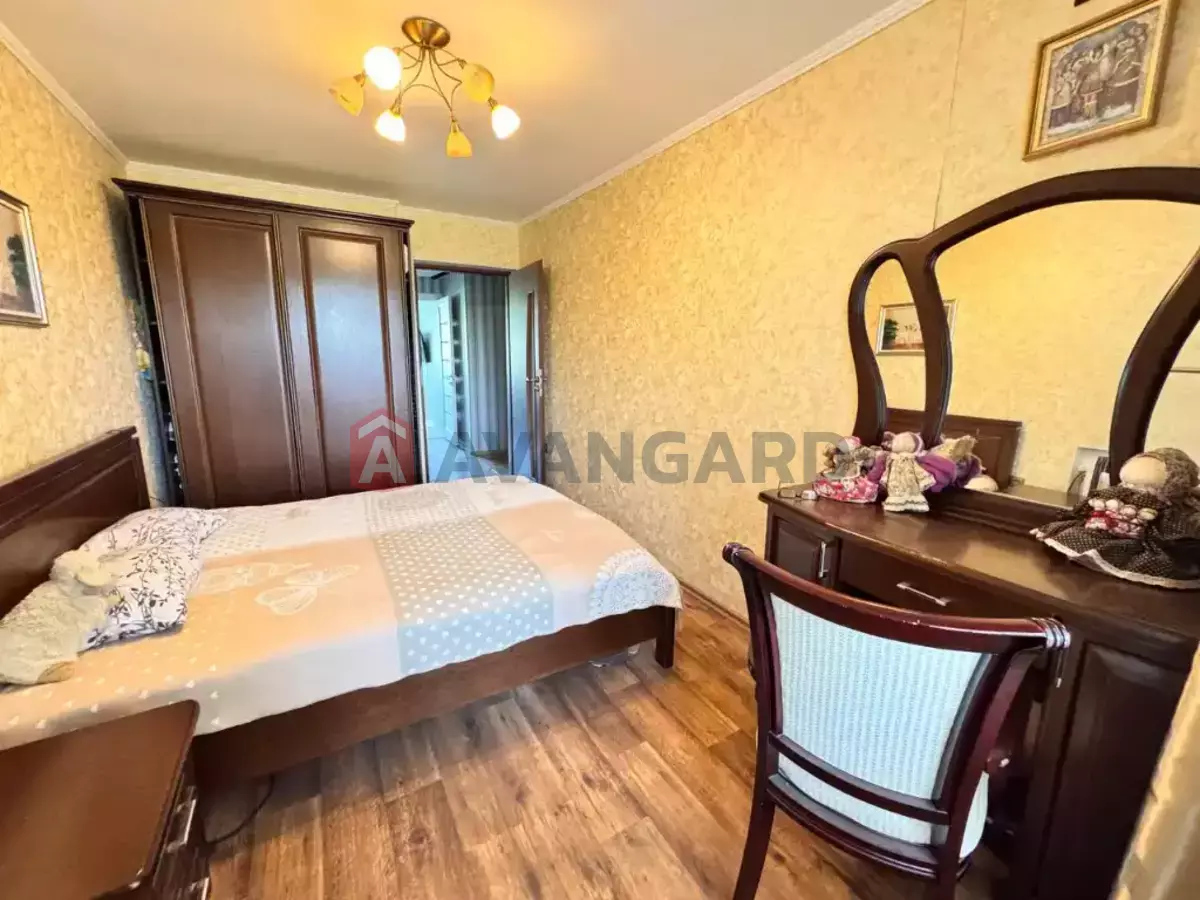 2 ����. ��������, 50/28/9 ��. �., 4/9 ���� ���� 10