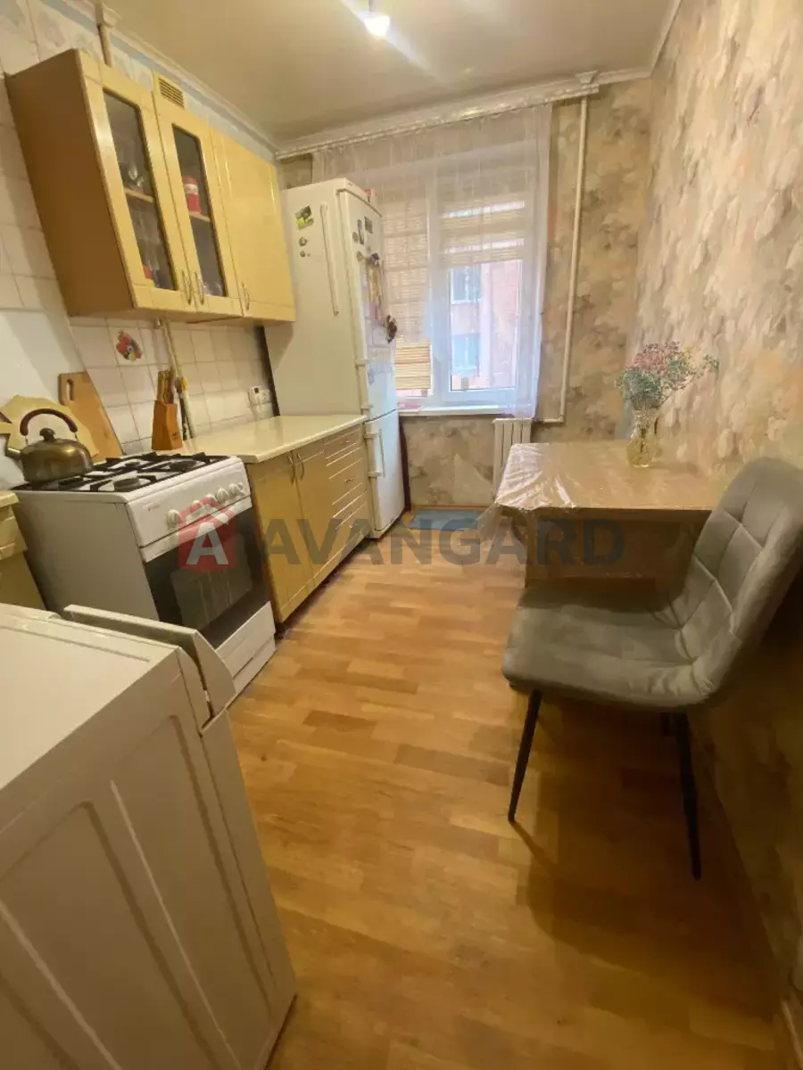 1 ����. ��������, 48/-/- ��. �., 4/9 ���� ���� 1