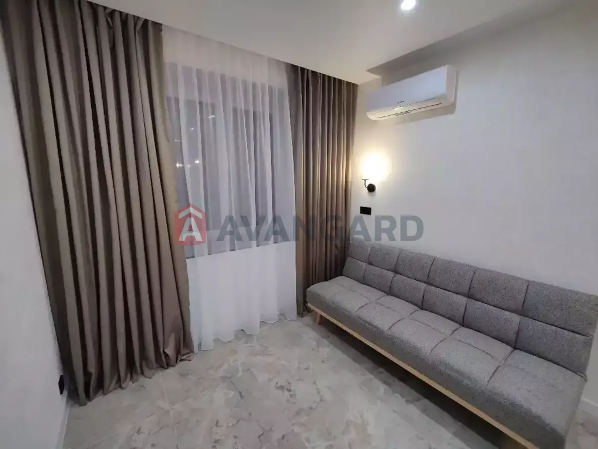 1 ��. ��������, 37/-/15 ��. �., 5/10 ������ ���� 6