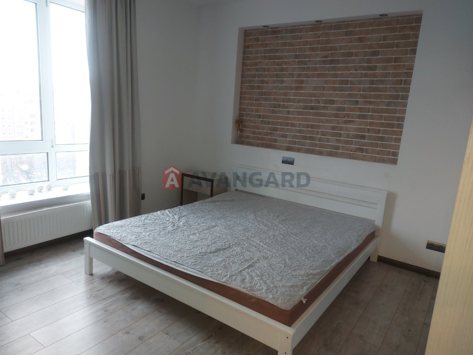 2 ����. ��������, 63/32.3/13.6 ��. �., 10/11 ���� ���� 16