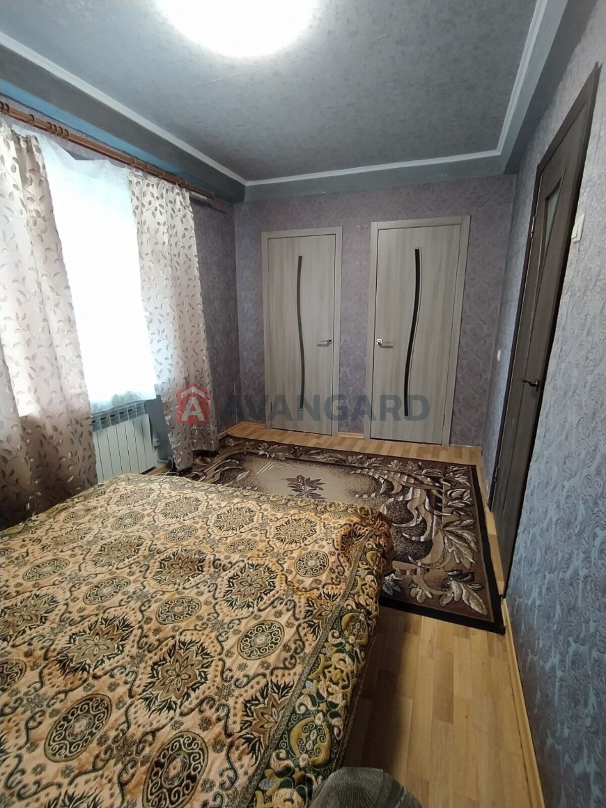 2 ��. ��������, 45/-/6 ��. �., 5/5 ������ ���� 4