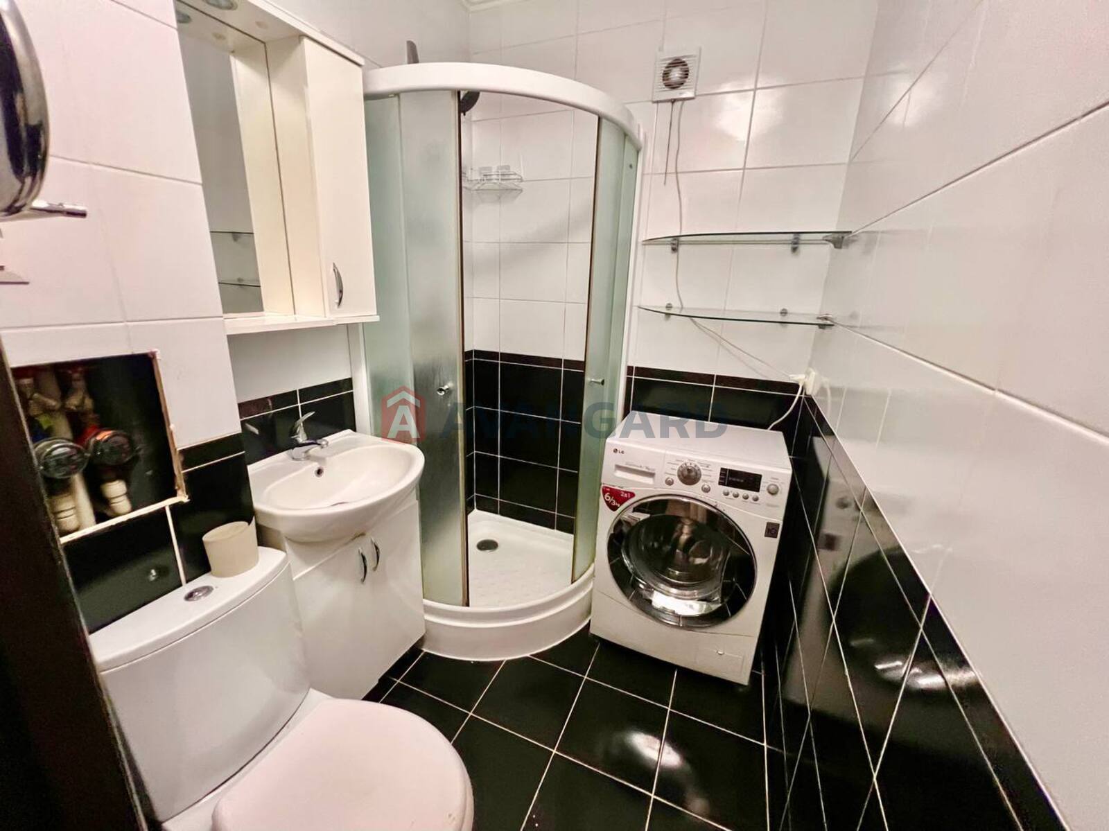 1 ����. ��������, 30/18/7 ��. �., 3/5 ���� ���� 7