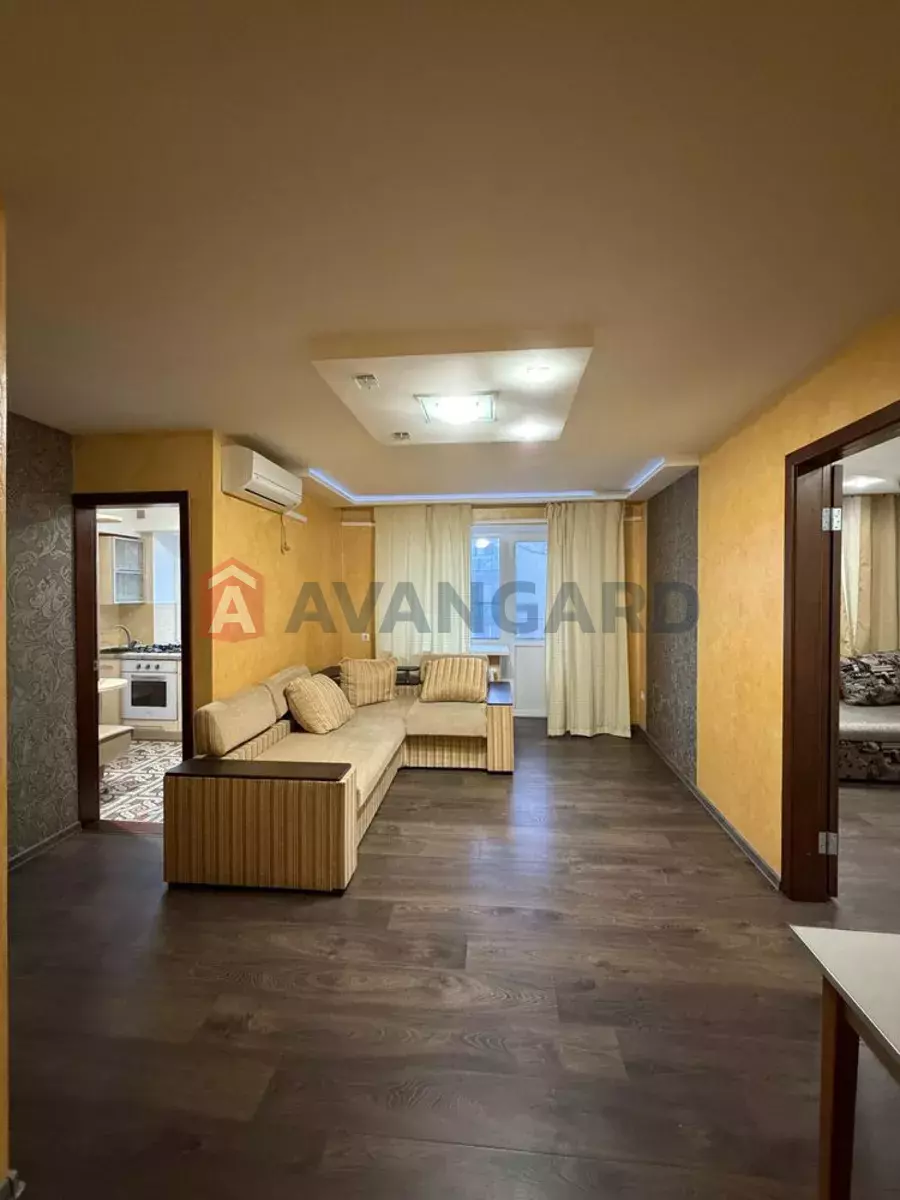 2 ����. ��������, 48/-/6 ��. �., 5/5 ���� ���� 1