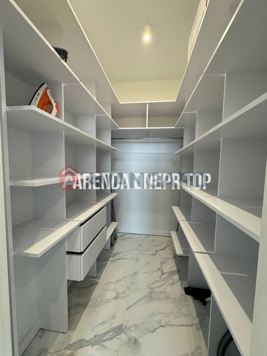 1 . , 40/-/- . ., 18/23   6