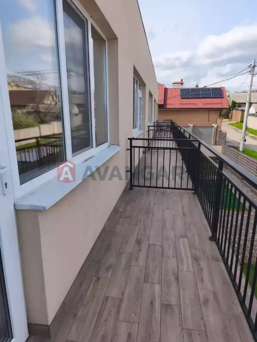 3 ��. ��������, 78/55/15 ��. �., 1/2 ������ ���� 9