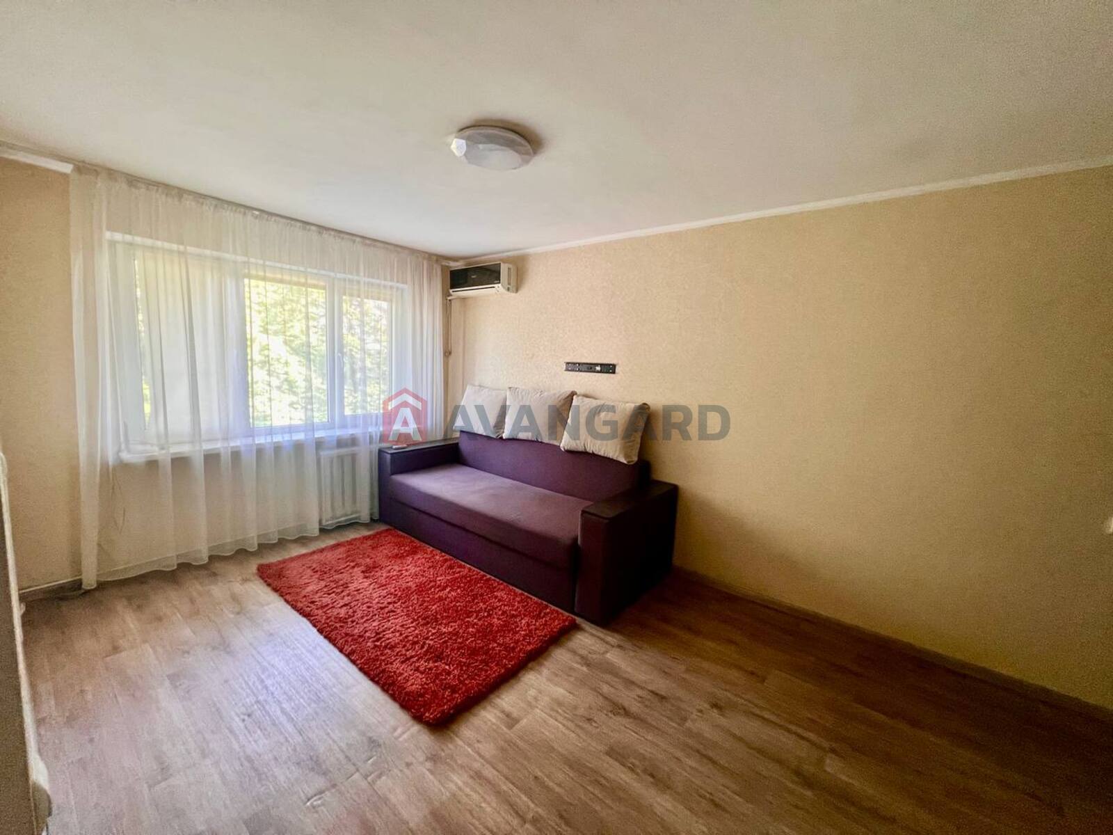 1 ����. ��������, 30/18/7 ��. �., 3/5 ���� ���� 2