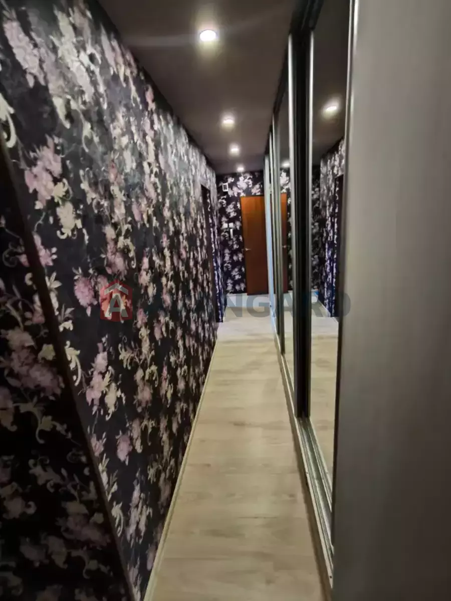 3 ����. ��������, 60/40/9 ��. �., 5/9 ���� ���� 4