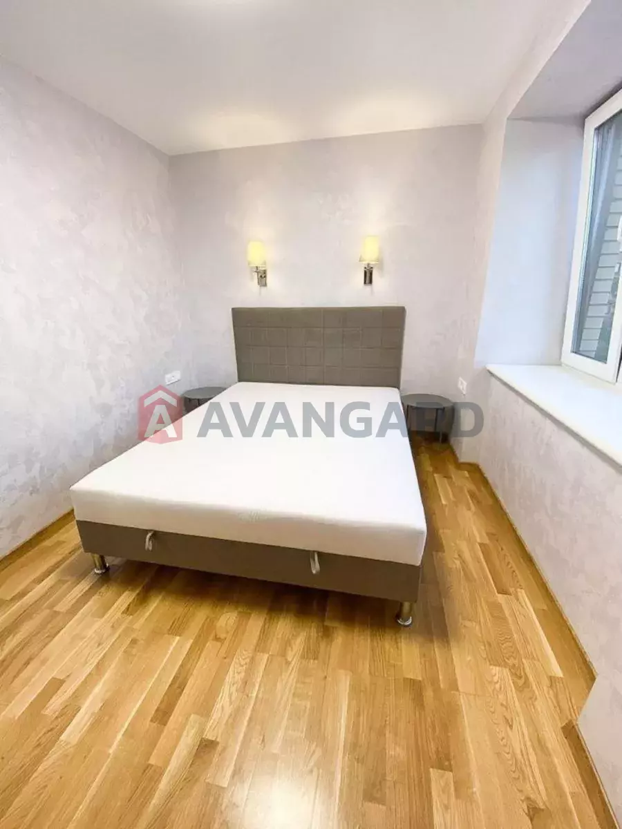 2 ����. ��������, 49/-/9 ��. �., 5/12 ���� ���� 4