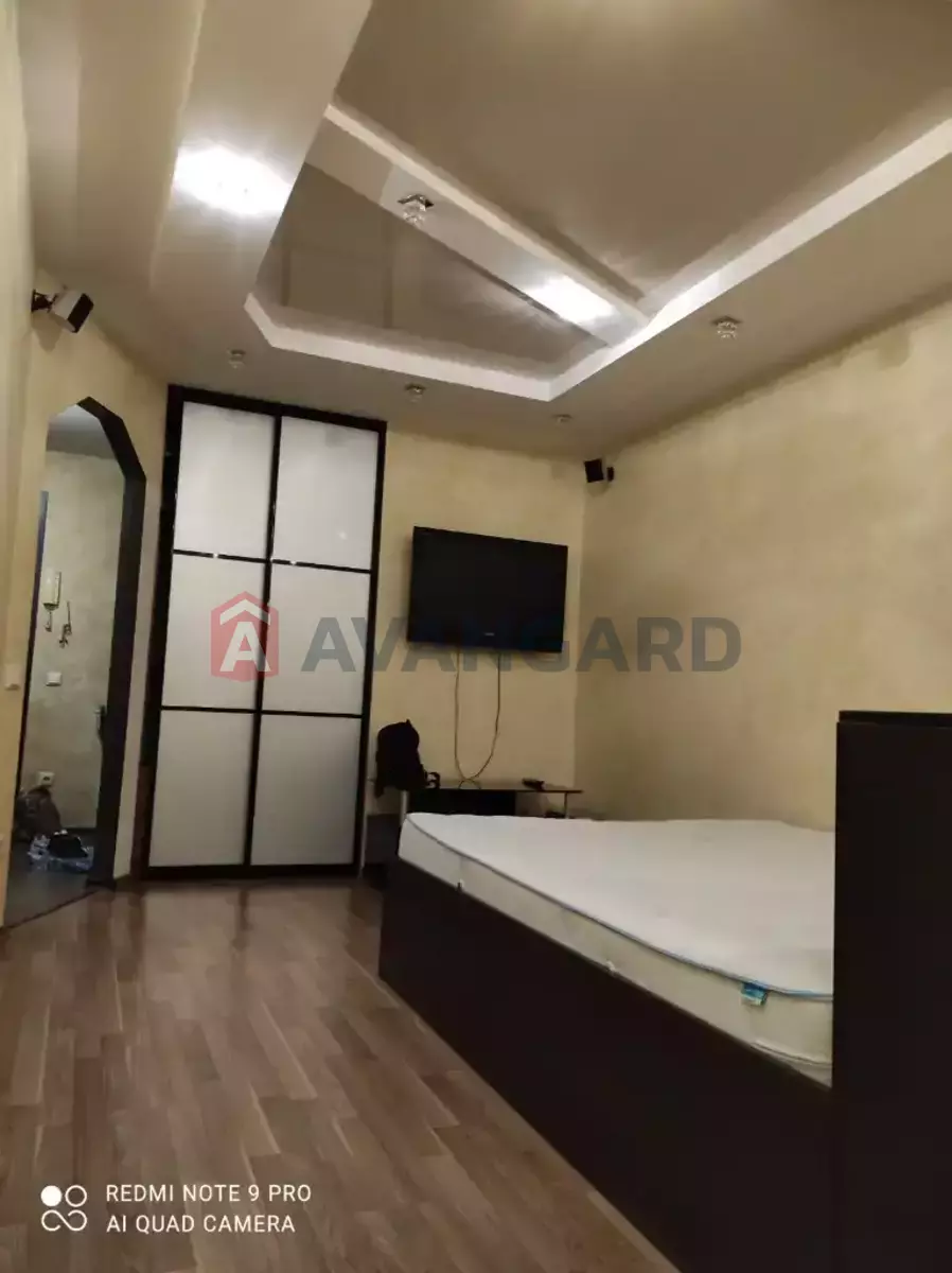 1 ����. ��������, 38/-/- ��. �., 8/9 ���� ���� 6