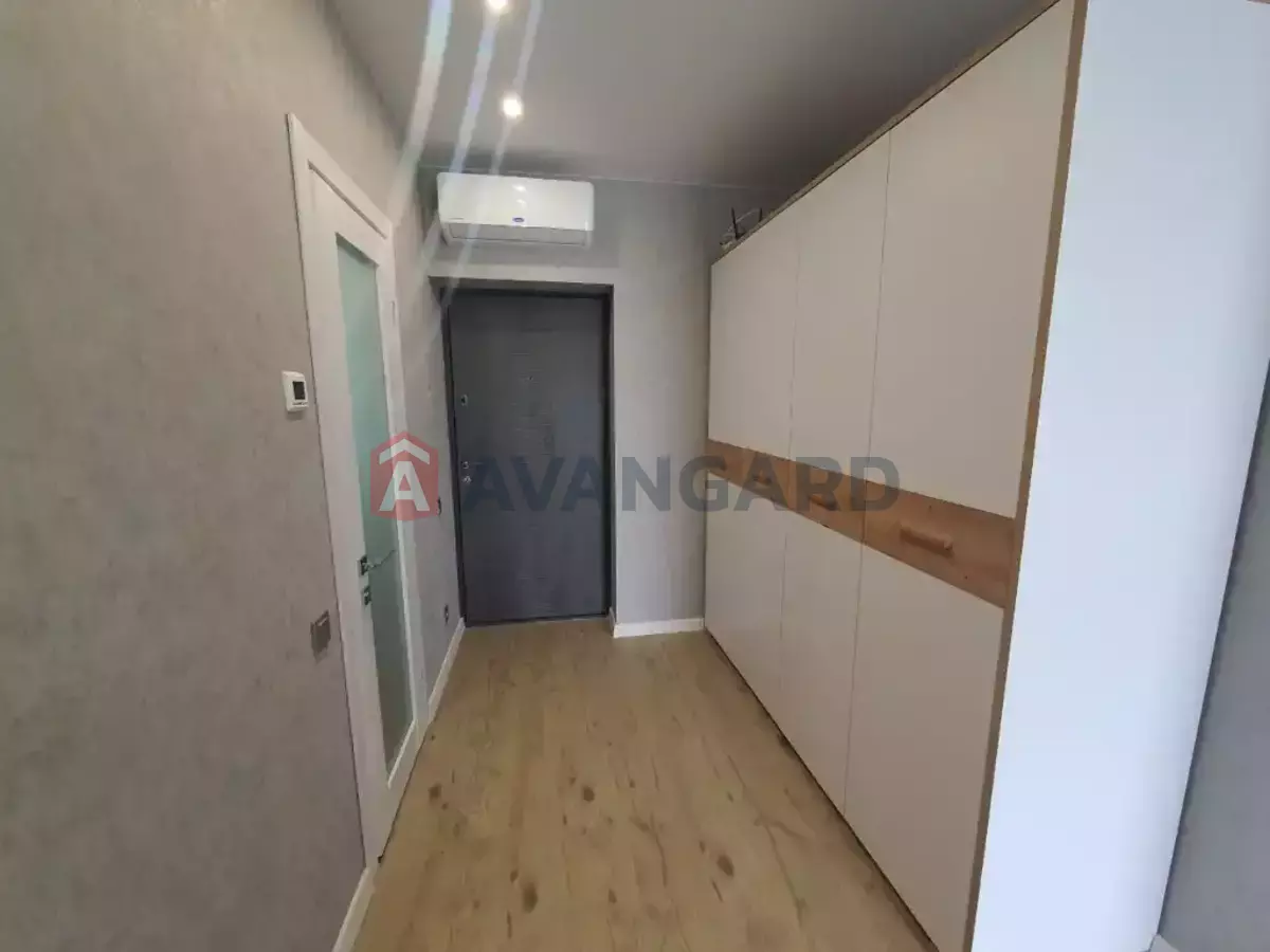 2 ��. ��������, 40/-/- ��. �., 6/10 ������ ���� 3