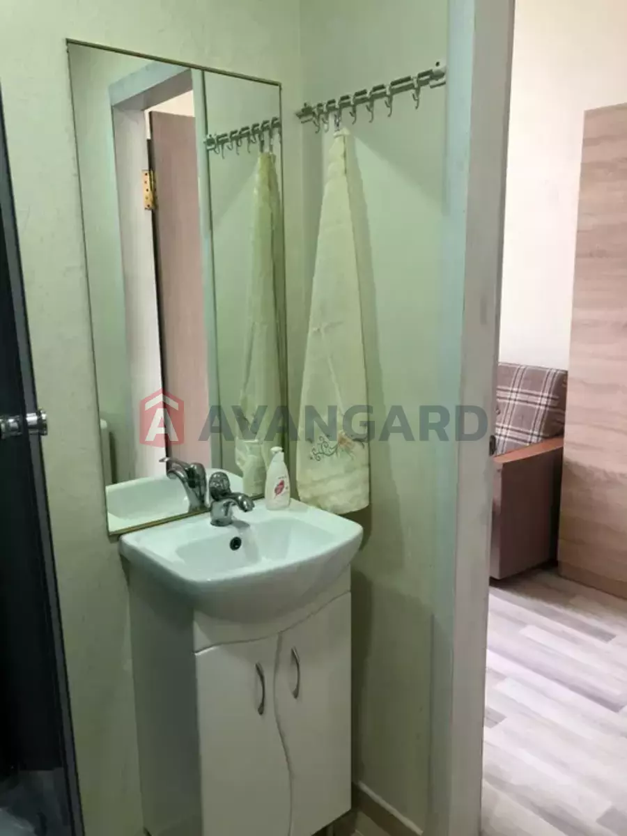 1 ����. ��������, 25/-/6 ��. �., 2/3 ���� ���� 6