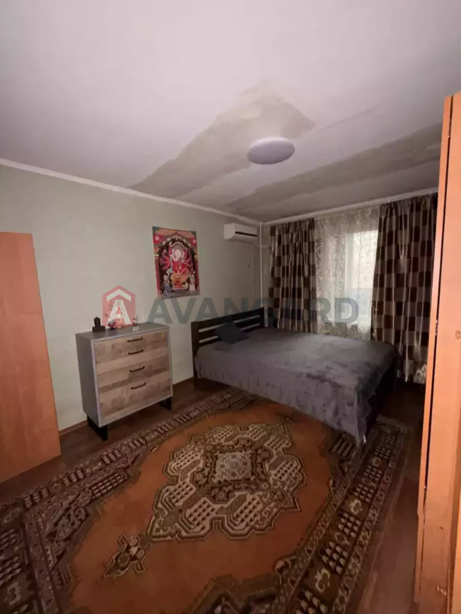 1 . , 37/-/- . ., 6/10   1