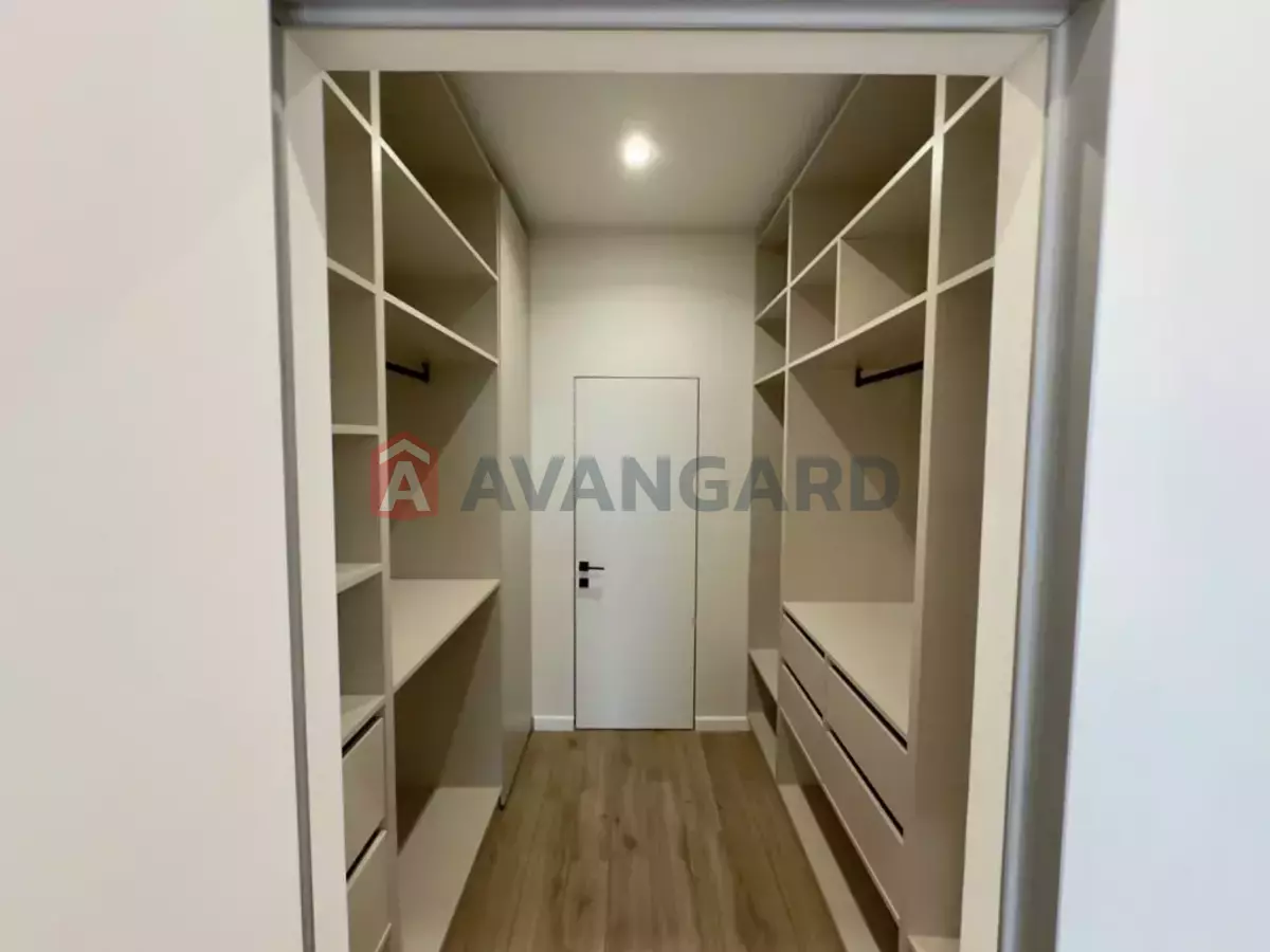 3 ��. ��������, 125/115/10 ��. �., 8/13 ������ ���� 4