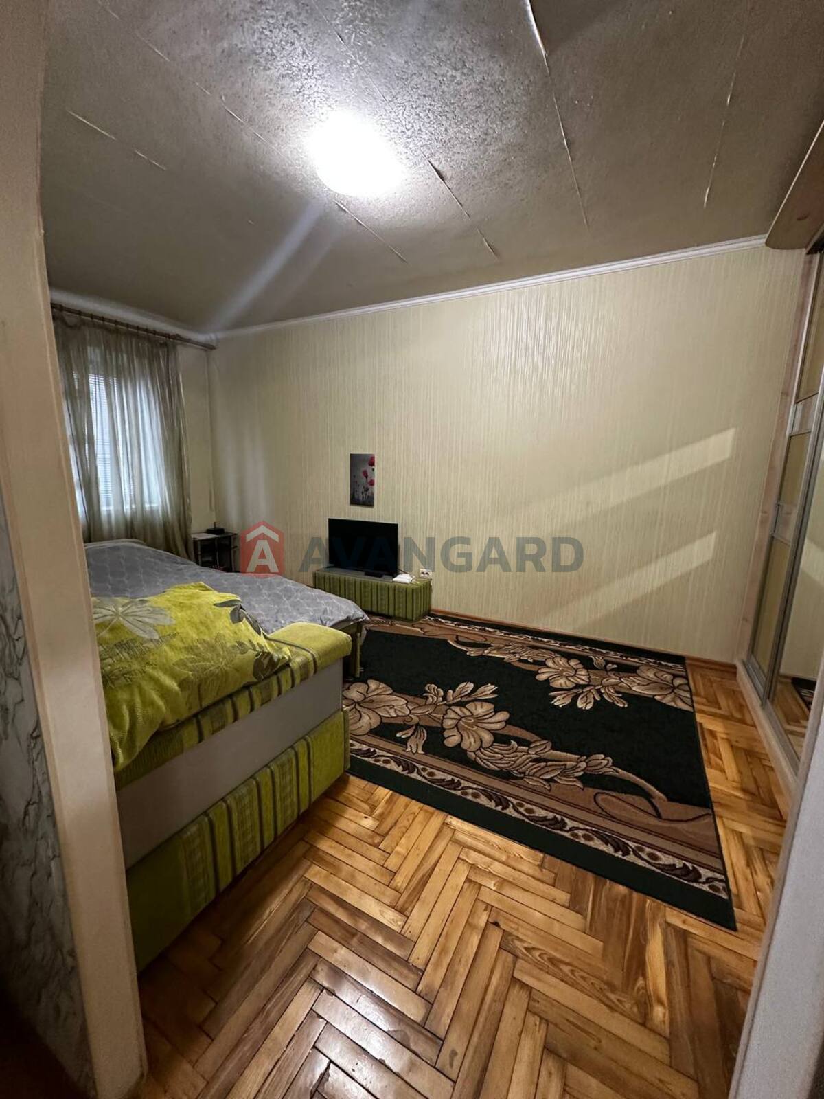 1 ��. ��������, 30/17/7 ��. �., 2/5 ������ ���� 10