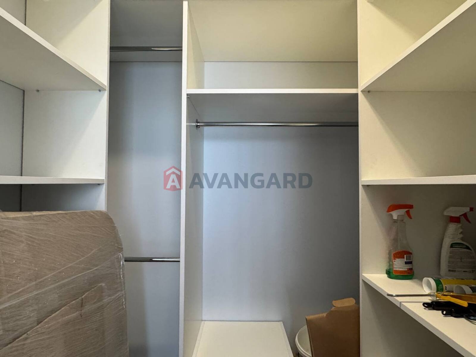 1 ��. ��������, 45/15/16 ��. �., 4/10 ������ ���� 3