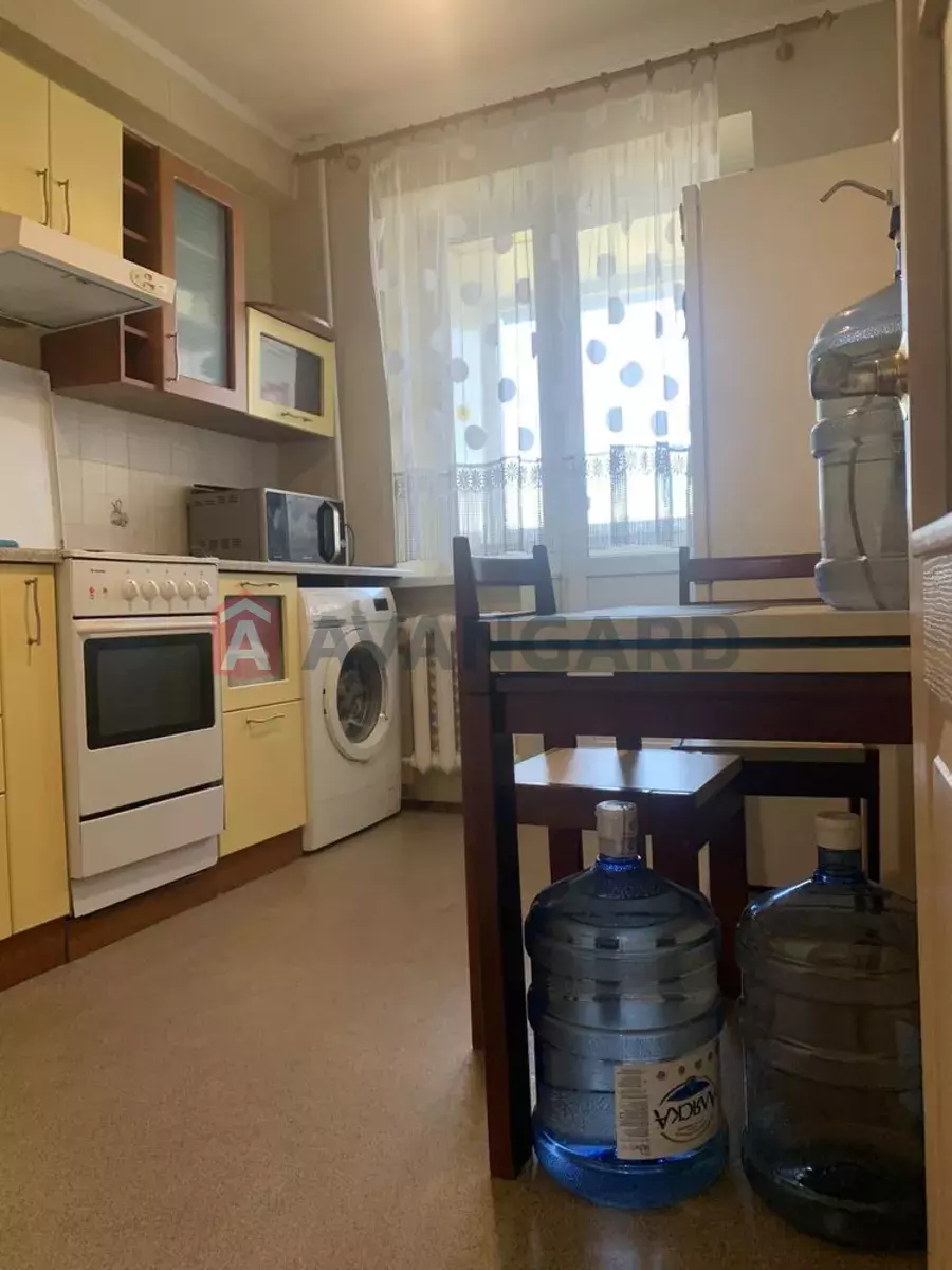 1 ����. ��������, 40/-/8 ��. �., 15/16 ���� ���� 6