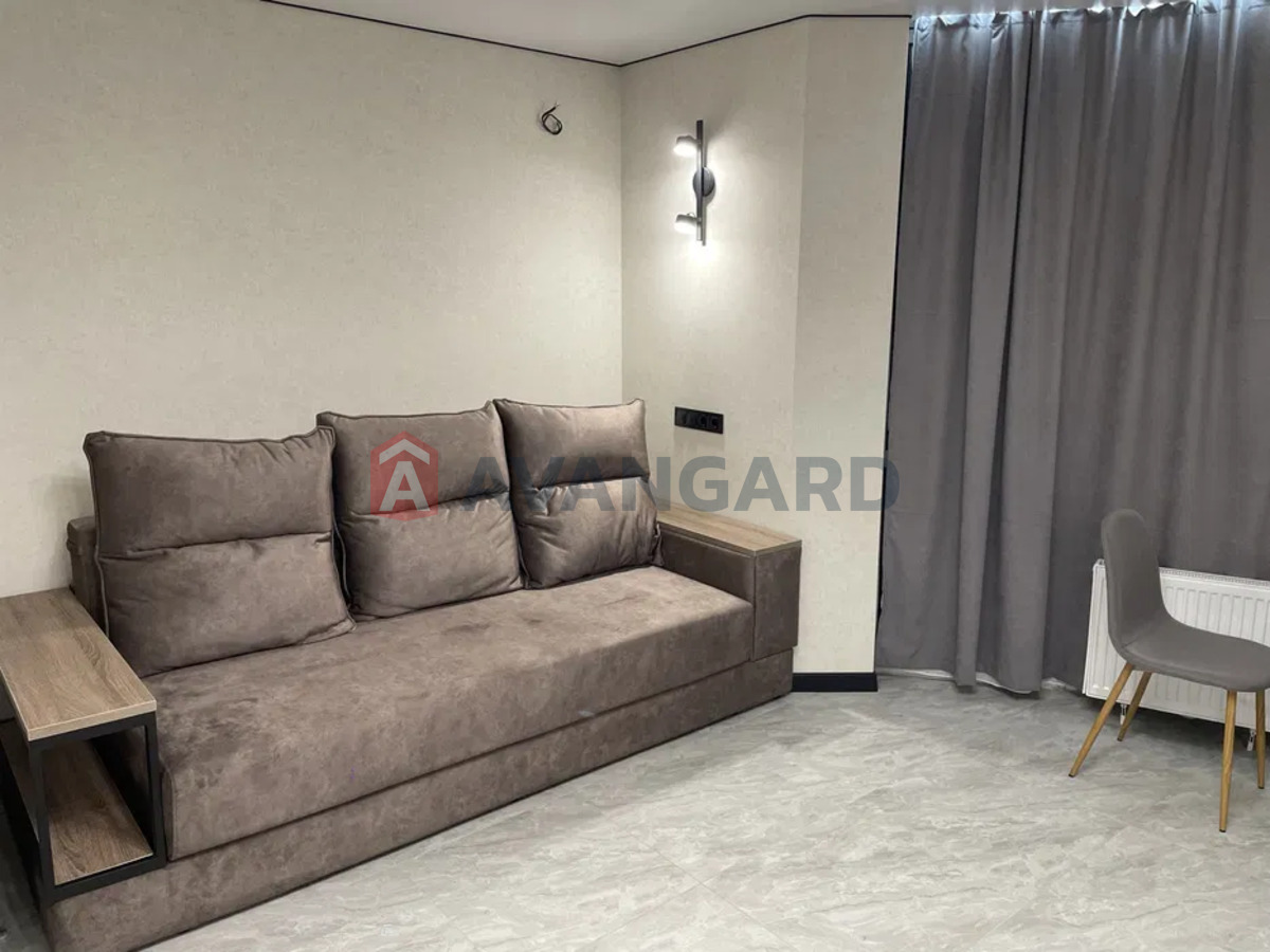 1 ��. ��������, 38/-/5 ��. �., 25/26 ������ ���� 3