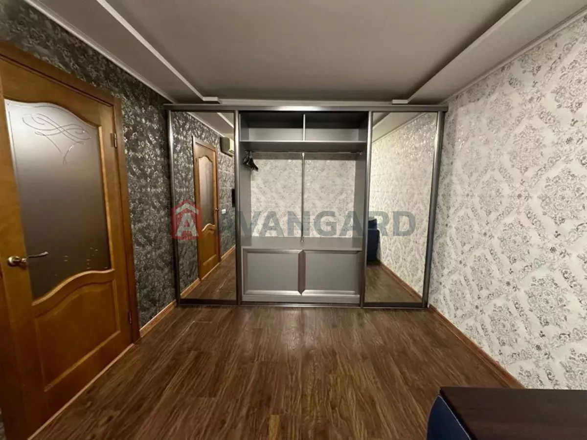 1 ����. ��������, 38/-/9 ��. �., 14/16 ���� ���� 12