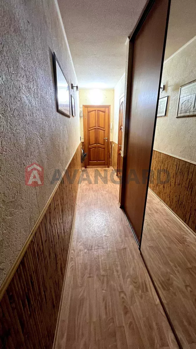 1 ��. ��������, 33/-/7 ��. �., 3/5 ������ ���� 16