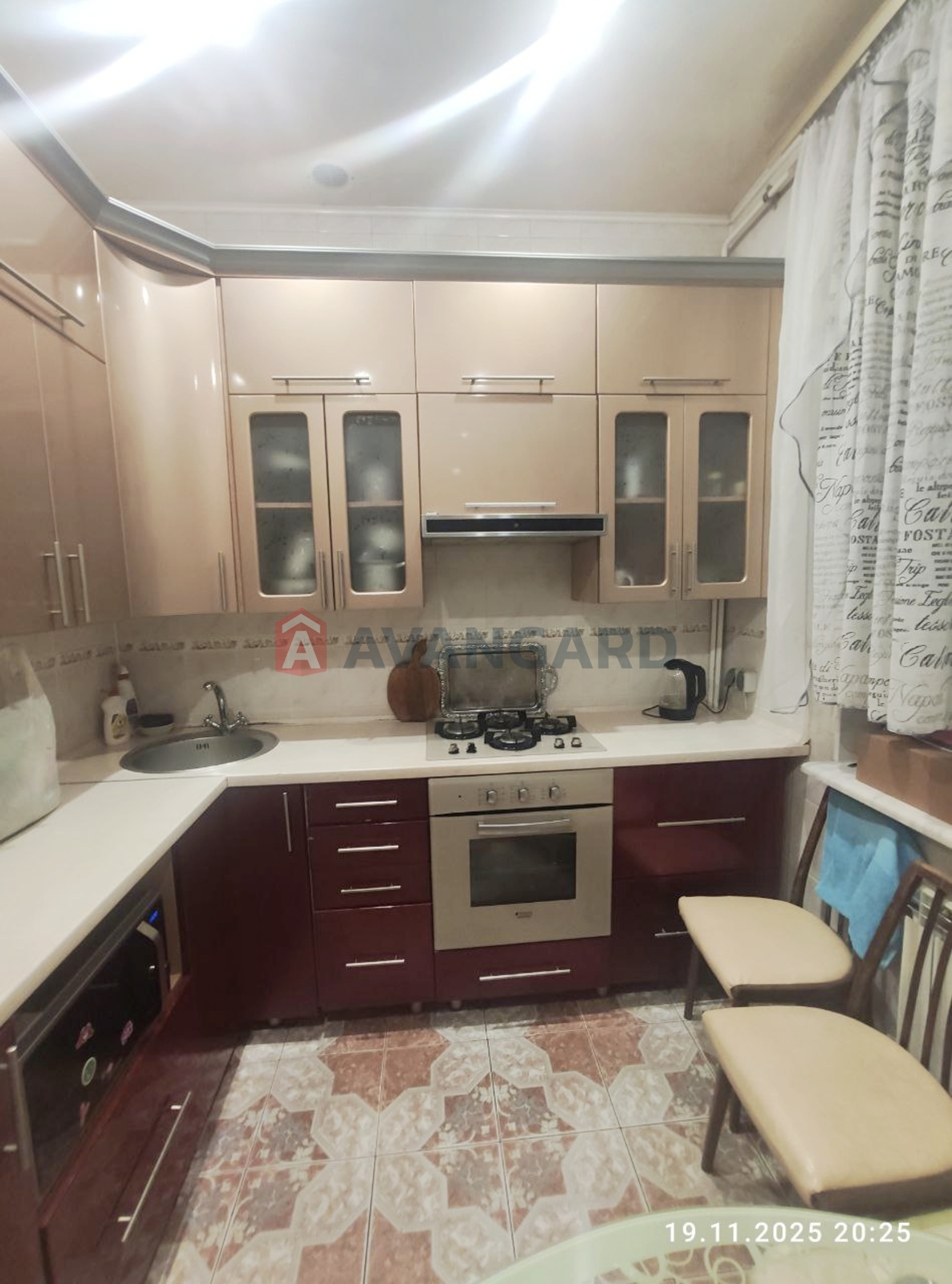 2 . , 52/-/7 . ., 3/3   8