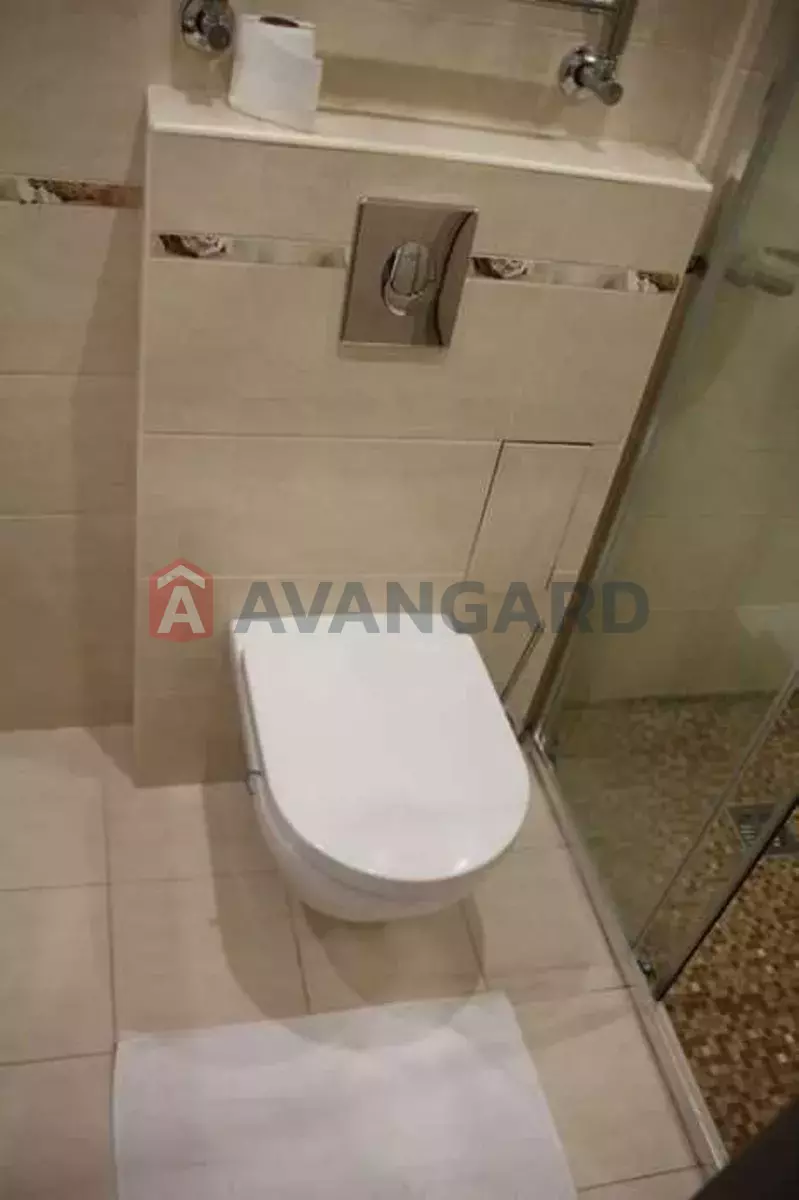 3 ����. ��������, 80/-/15 ��. �., 2/5 ���� ���� 2