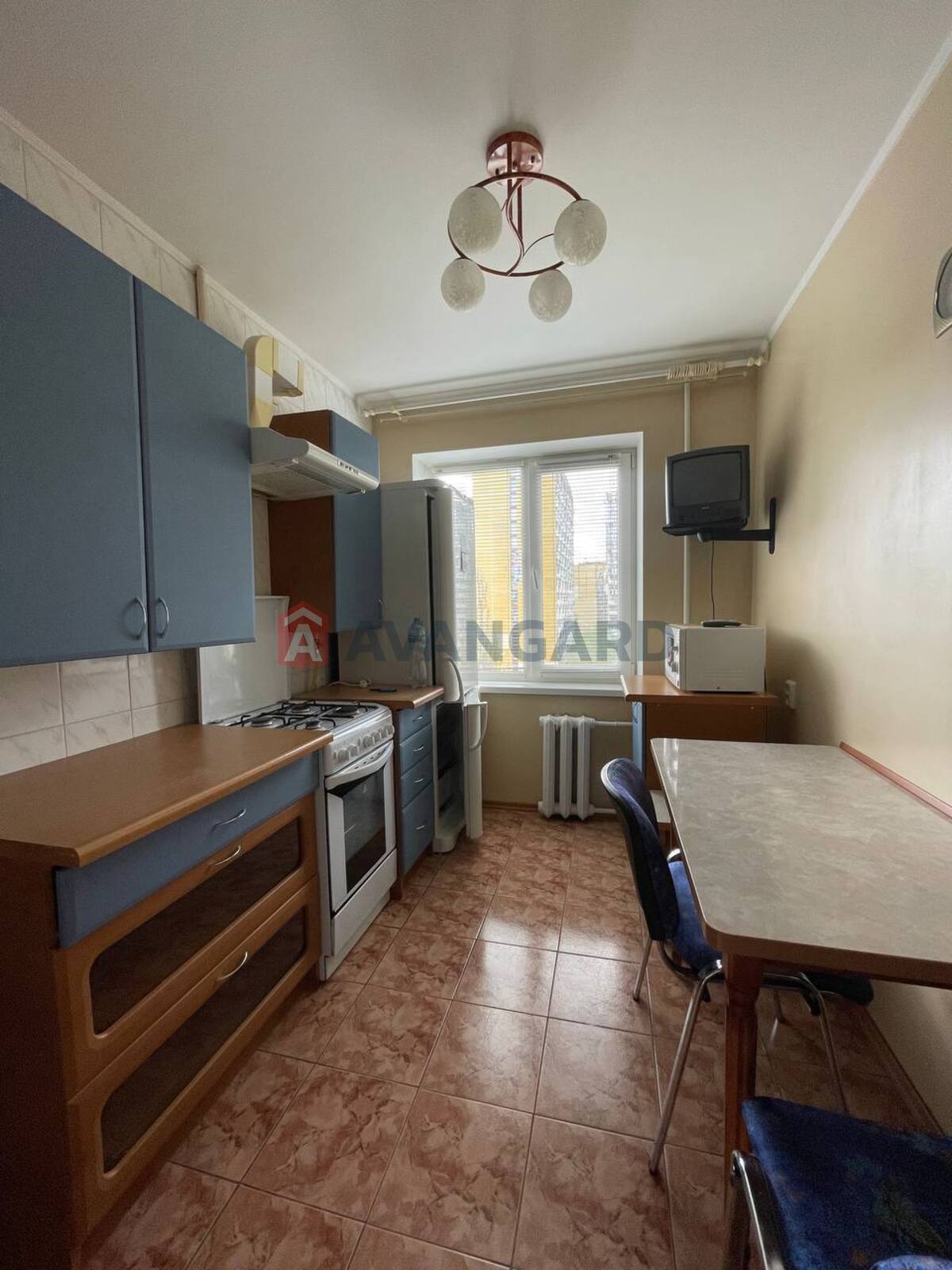 2 ��. ��������, 46/28/9 ��. �., 7/9 ������ ���� 8