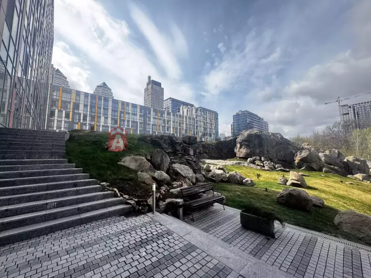 4 ��. ��������, 150/-/- ��. �., 7/8 ������ ���� 22